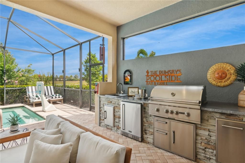 Outdoor Kitchen featuring Coyote brand appliances