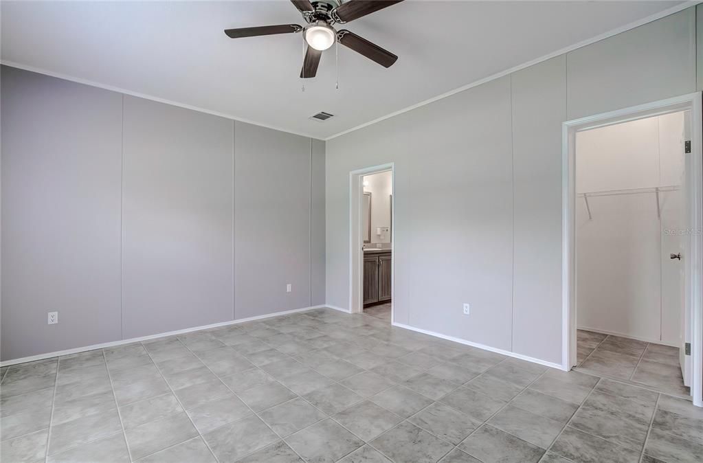 Master Bedroom & Closet