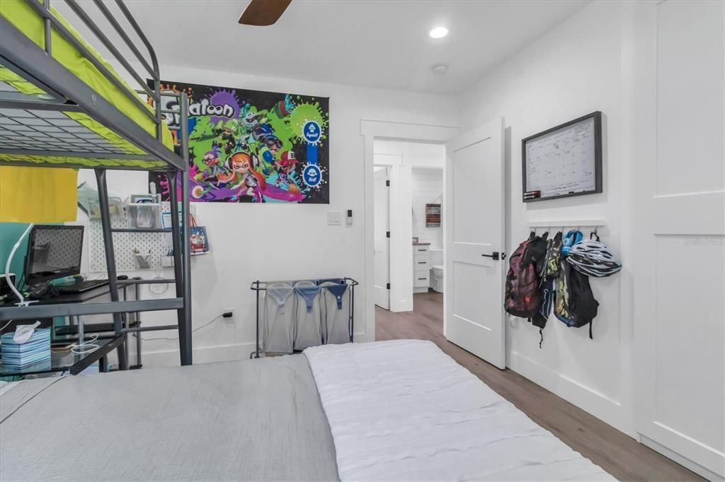 Active With Contract: $699,000 (3 beds, 2 baths, 2123 Square Feet)