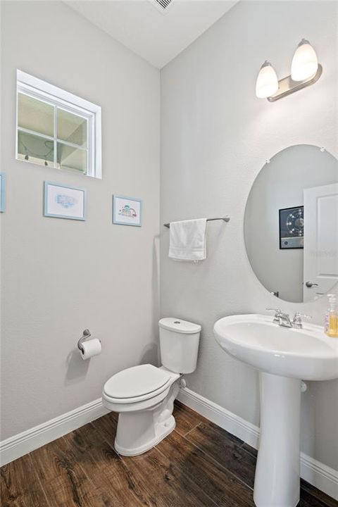 For Sale: $484,500 (3 beds, 2 baths, 1904 Square Feet)