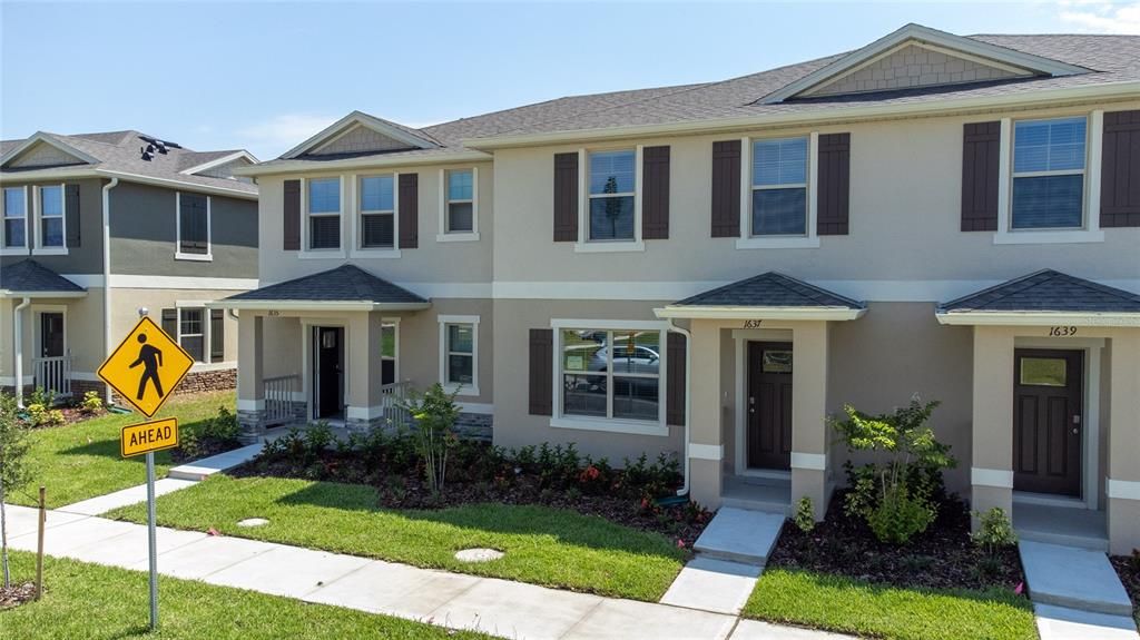 Vendido Recientemente: $346,990 (3 camas, 2 baños, 1568 Pies cuadrados)