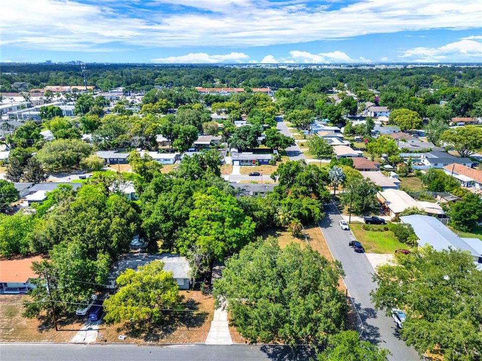 Active With Contract: $389,000 (3 beds, 2 baths, 1403 Square Feet)