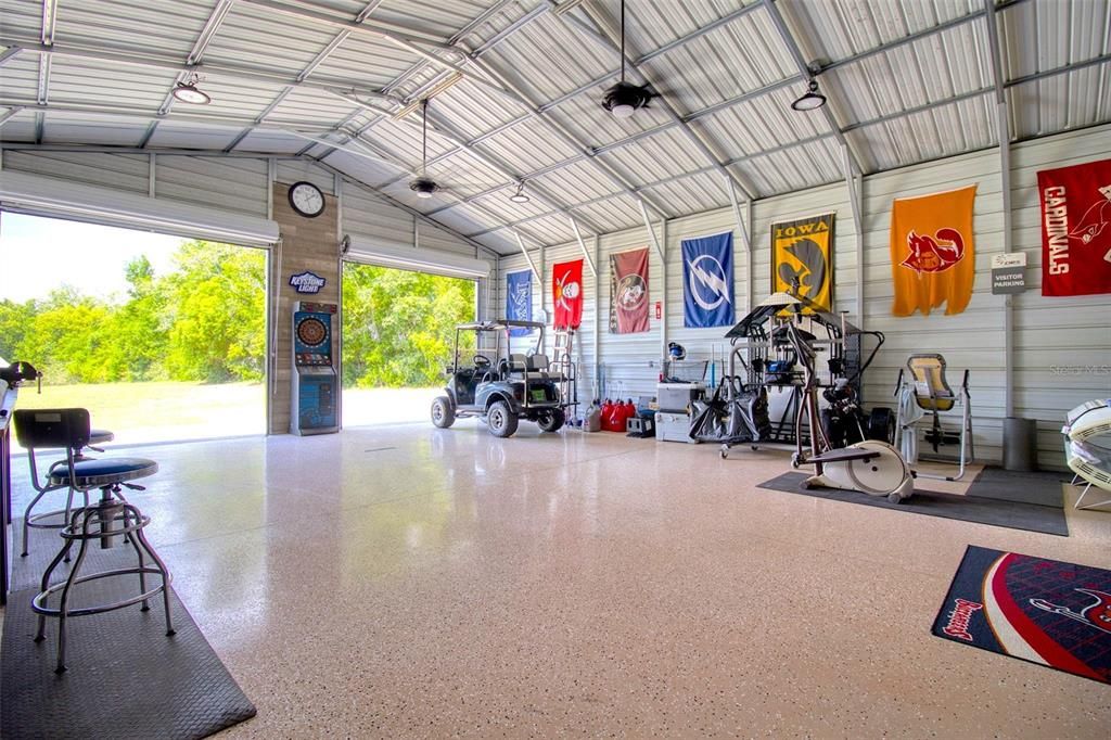 Additional garage/workshop/mancave