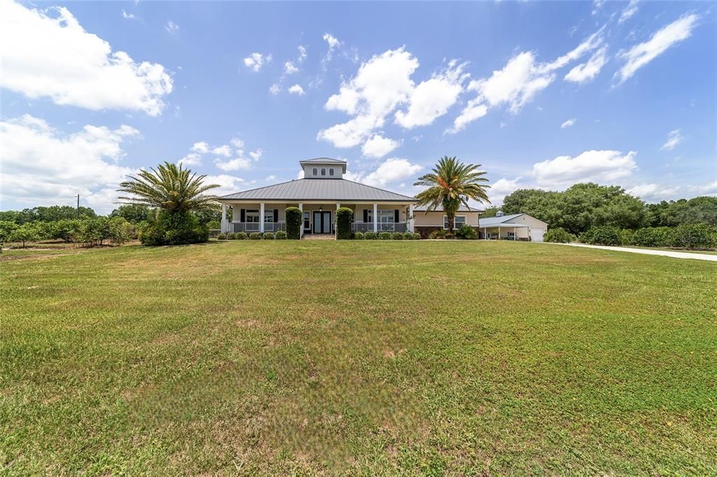 For Sale: $1,600,000 (2 beds, 2 baths, 2462 Square Feet)