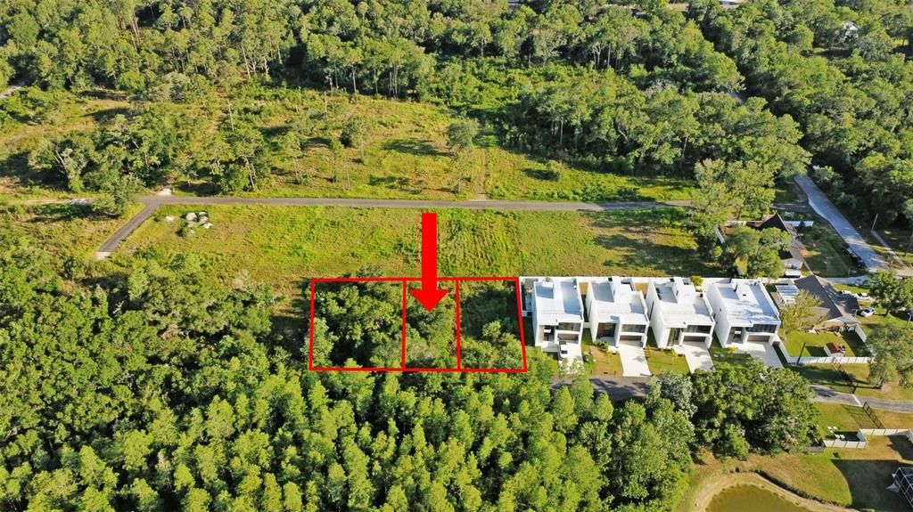 На продажу: $65,000 (0.12 acres)