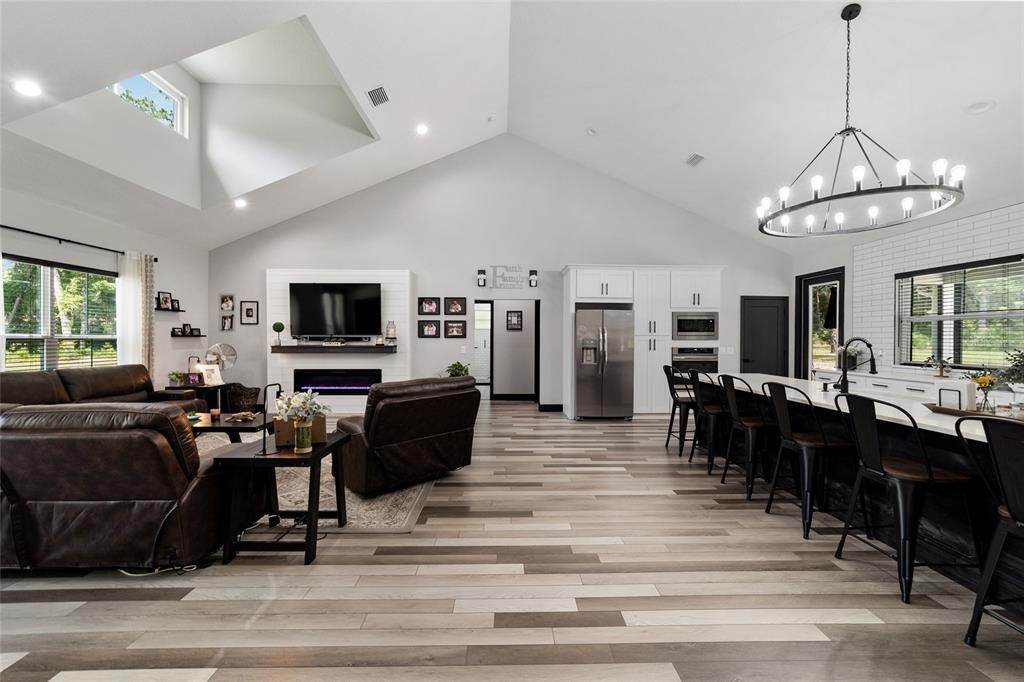 Kitchen/Family Room