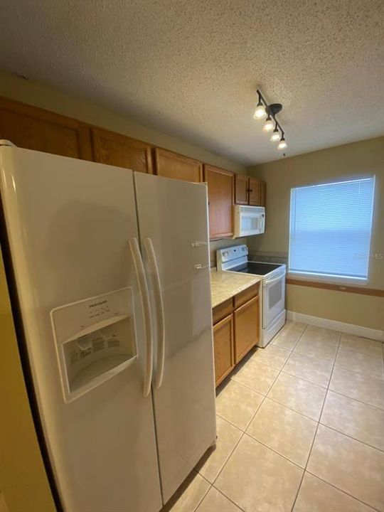 For Rent: $1,758 (3 beds, 2 baths, 1026 Square Feet)