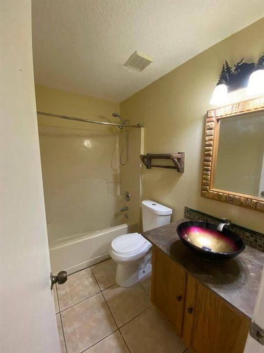 For Rent: $1,758 (3 beds, 2 baths, 1026 Square Feet)