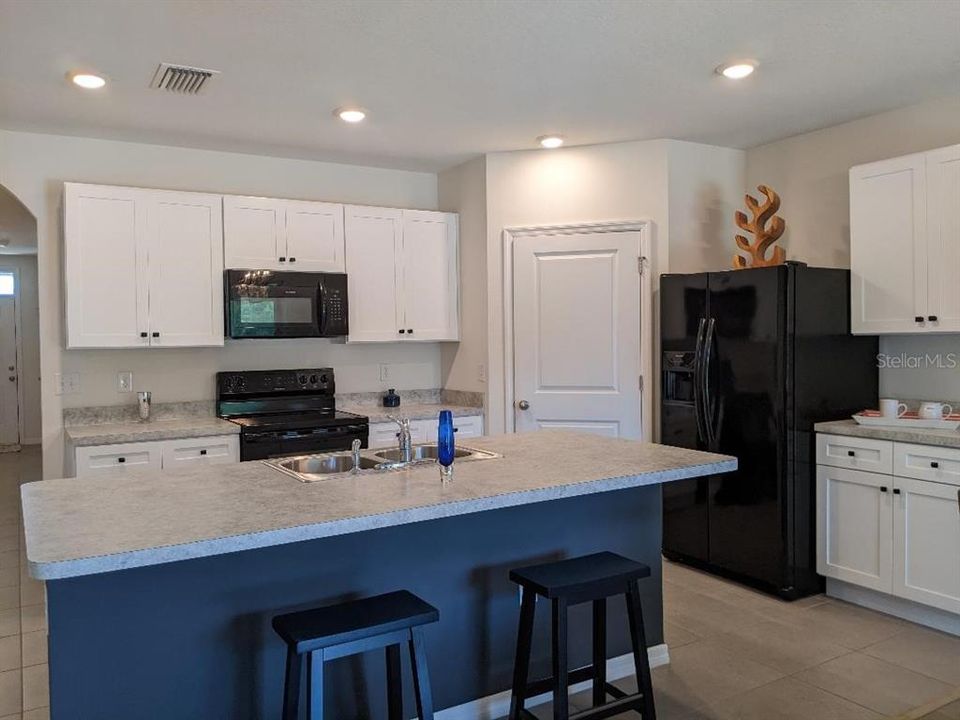 Active With Contract: $301,000 (4 beds, 2 baths, 1852 Square Feet)