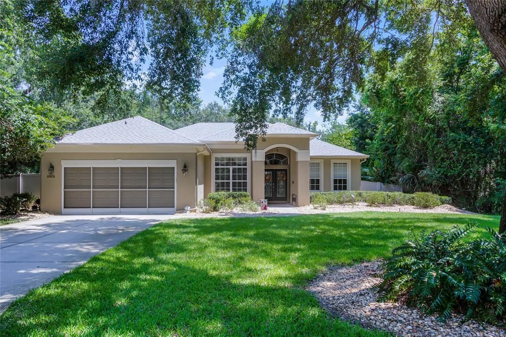 Recently Sold: $550,000 (3 beds, 2 baths, 2123 Square Feet)