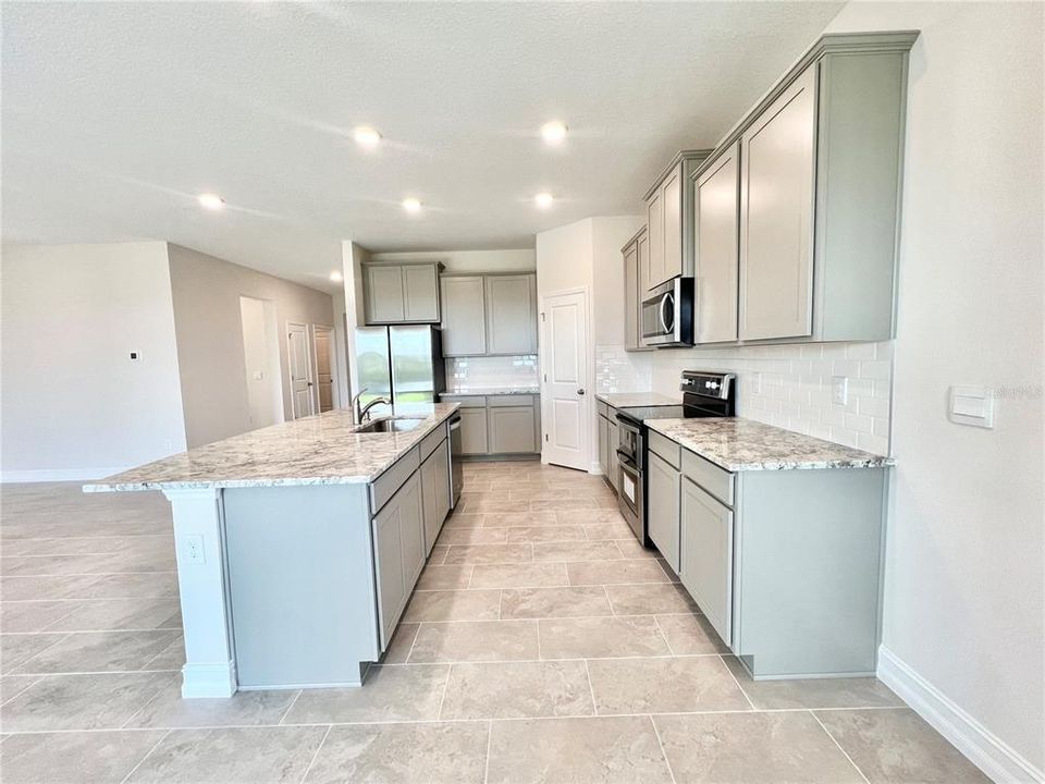 Active With Contract: $3,200 (4 beds, 2 baths, 2045 Square Feet)