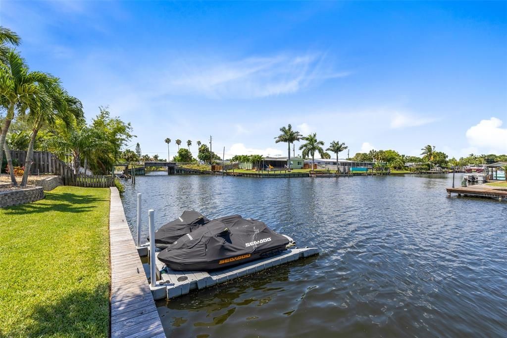 For Sale: $749,000 (3 beds, 2 baths, 1780 Square Feet)