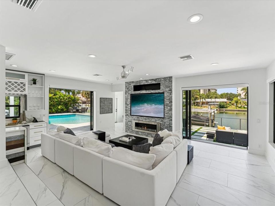 For Sale: $2,979,990 (4 beds, 4 baths, 3560 Square Feet)