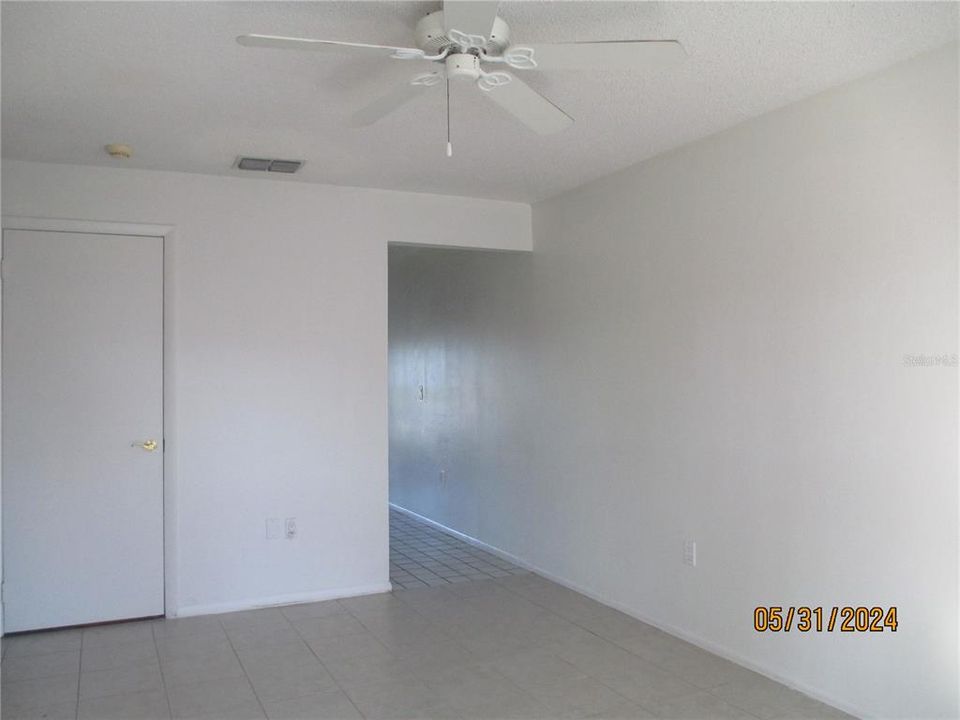 Recently Rented: $1,520 (2 beds, 1 baths, 704 Square Feet)