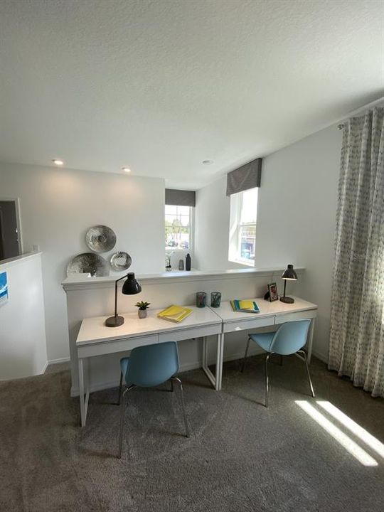 Active With Contract: $2,750 (3 beds, 2 baths, 2020 Square Feet)