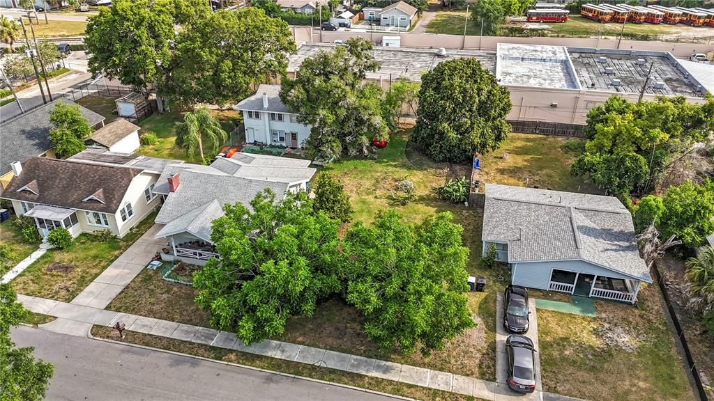 Active With Contract: $599,900 (6 beds, 0 baths, 2313 Square Feet)