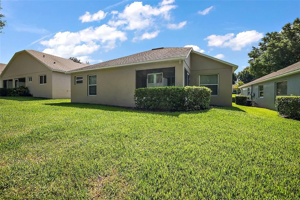 Active With Contract: $260,000 (2 beds, 2 baths, 1323 Square Feet)