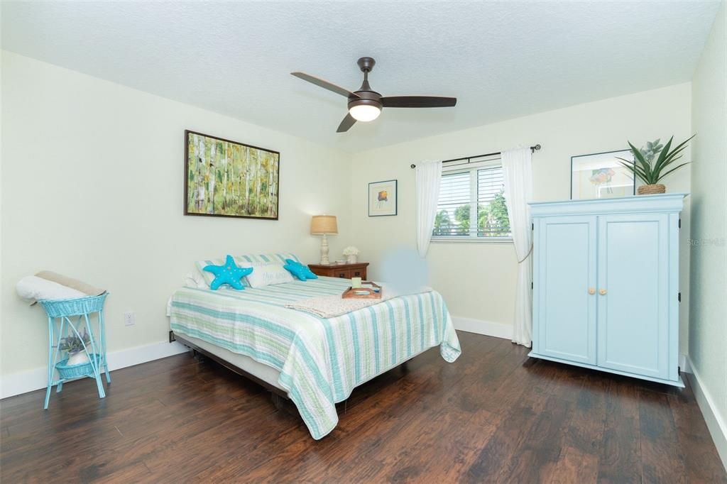 Spacious guest bedroom