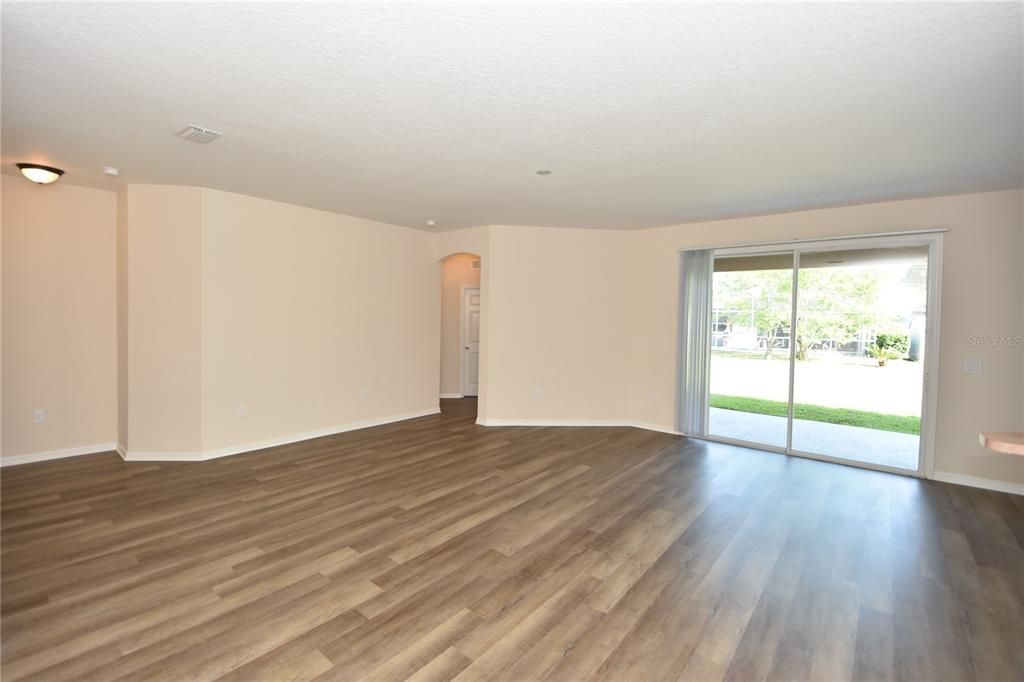 Active With Contract: $349,900 (4 beds, 2 baths, 2260 Square Feet)