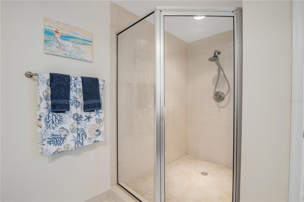 For Sale: $347,000 (2 beds, 2 baths, 1689 Square Feet)