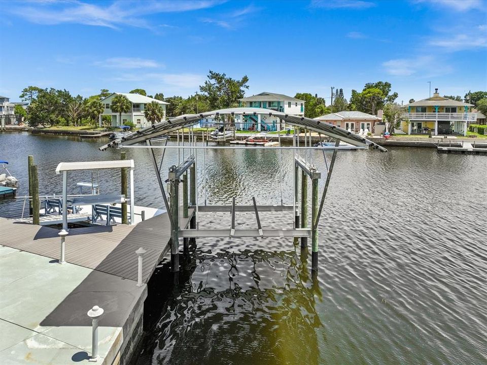 For Sale: $599,000 (3 beds, 2 baths, 1694 Square Feet)