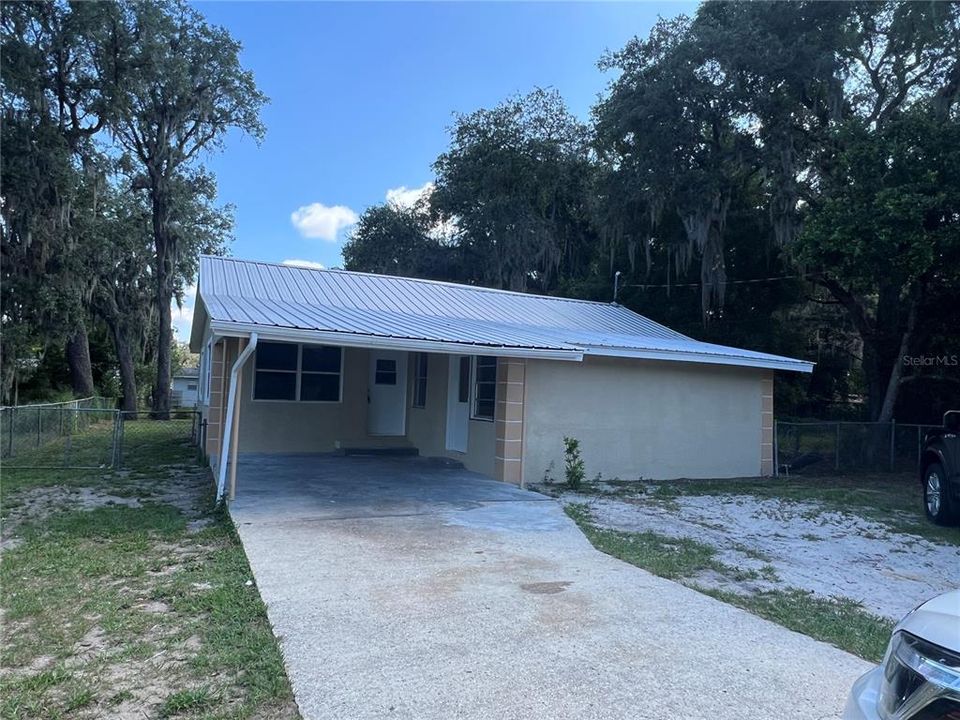 Active With Contract: $169,900 (4 beds, 2 baths, 1306 Square Feet)