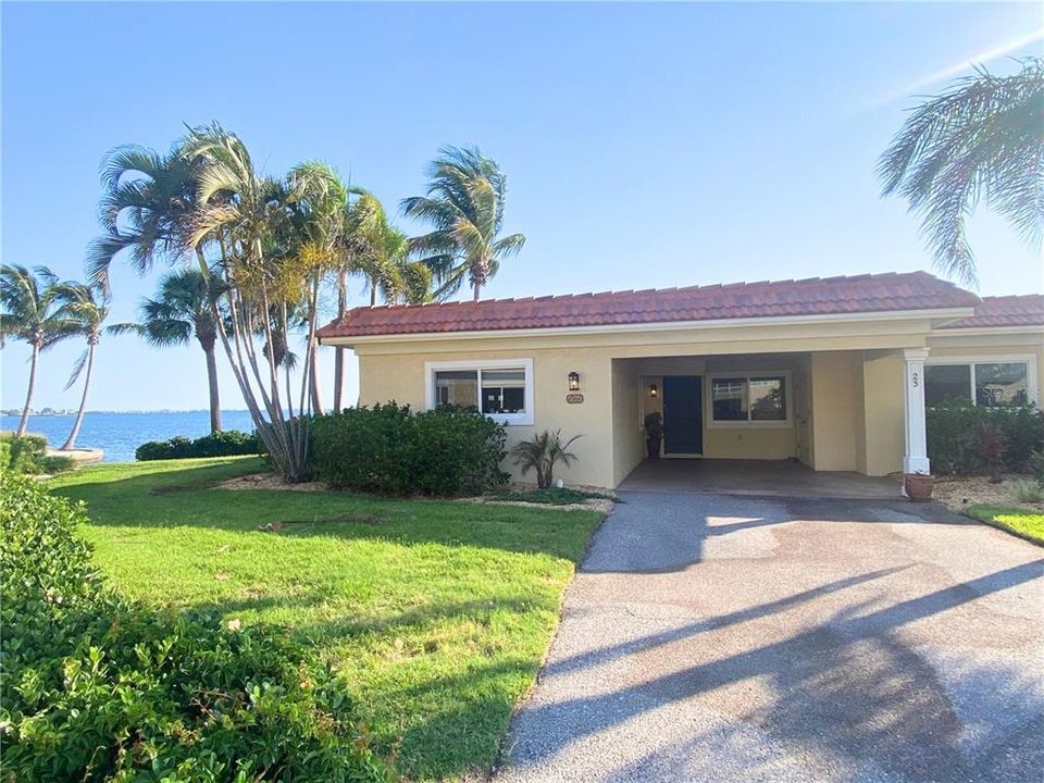 Recently Sold: $1,200,000 (3 beds, 2 baths, 1334 Square Feet)