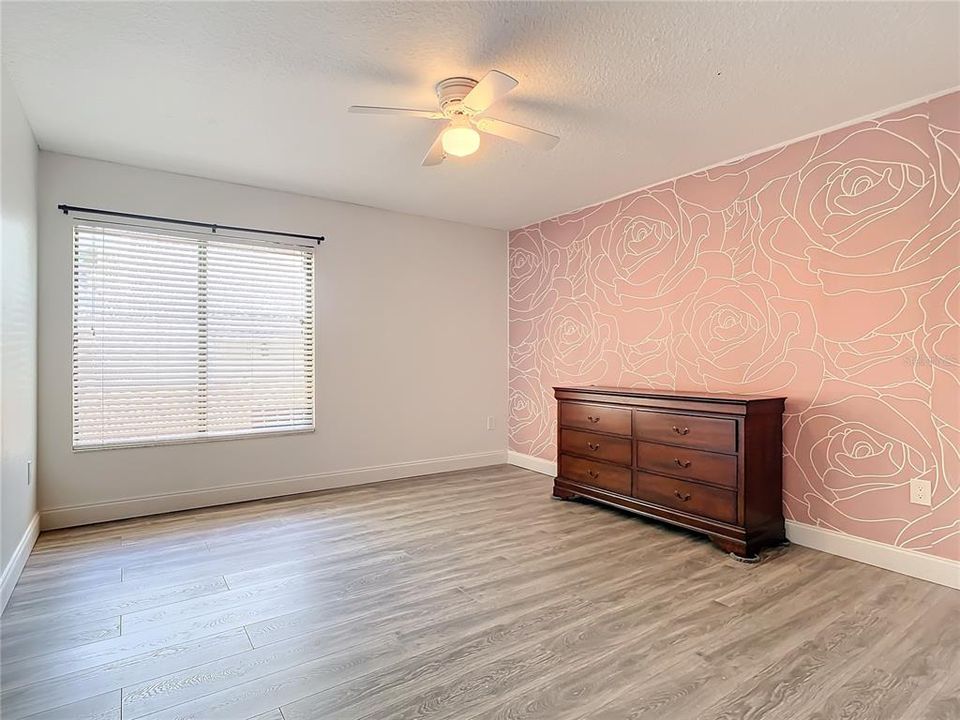 Bedroom 3 has a gorgeous accent wall