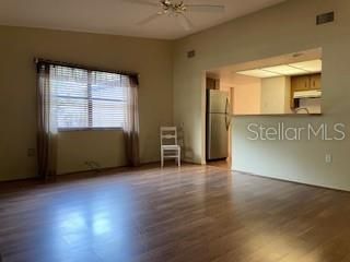 For Sale: $294,900 (2 beds, 2 baths, 1157 Square Feet)