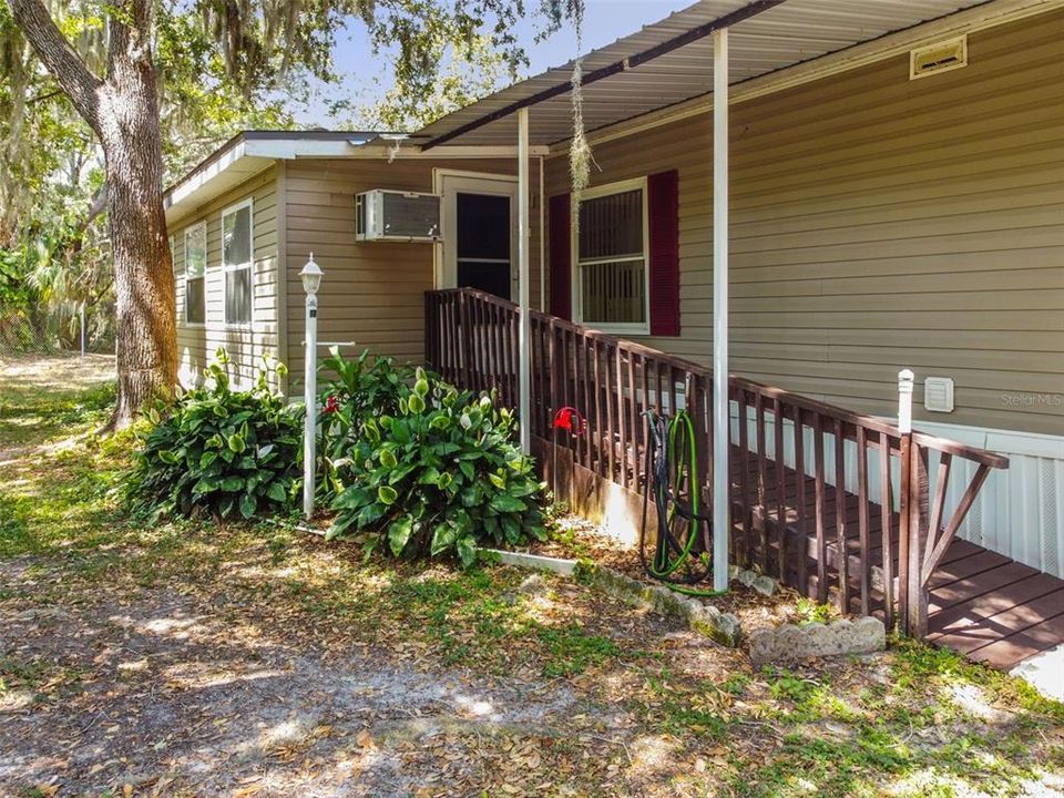 For Sale: $310,000 (3 beds, 2 baths, 1512 Square Feet)