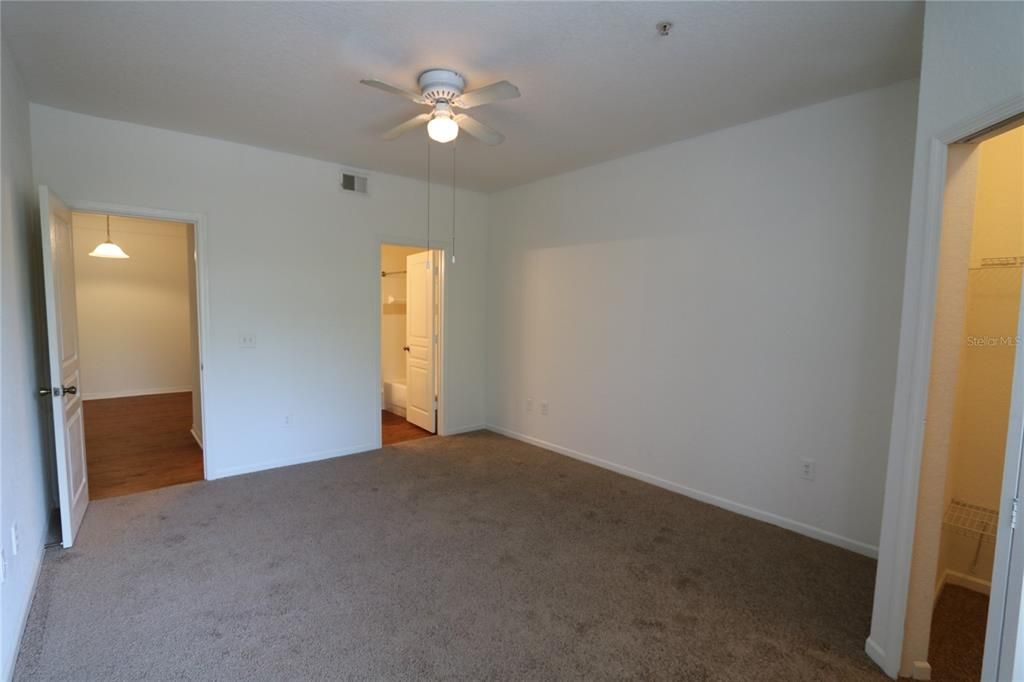 For Rent: $1,549 (2 beds, 2 baths, 1144 Square Feet)