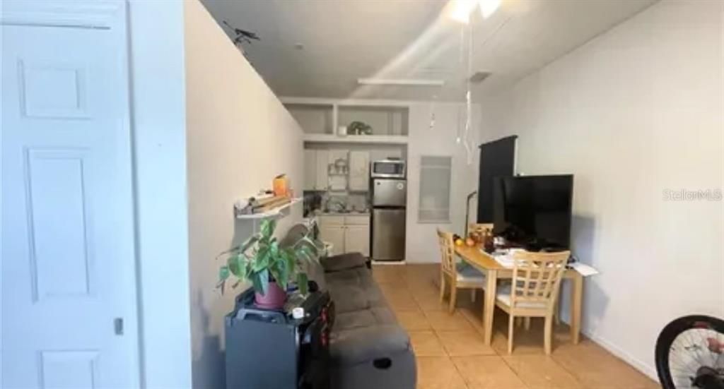 En Venta: $599,000 (4 camas, 3 baños, 2823 Pies cuadrados)