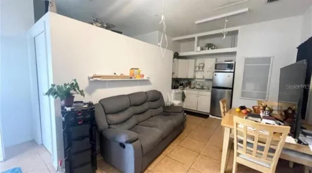 En Venta: $599,000 (4 camas, 3 baños, 2823 Pies cuadrados)