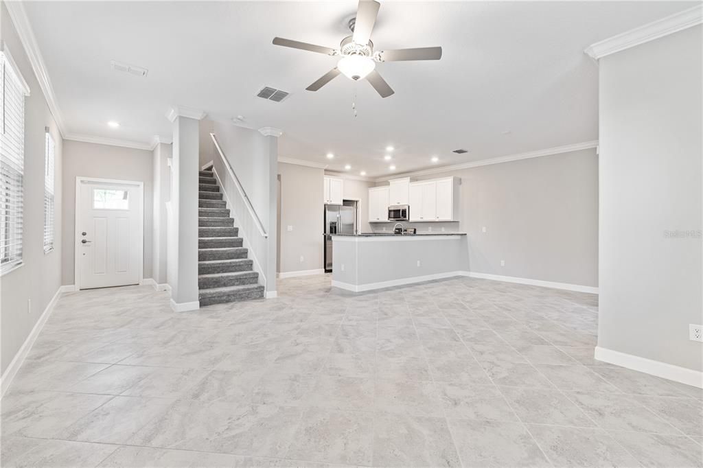 Recently Sold: $390,000 (3 beds, 2 baths, 1801 Square Feet)