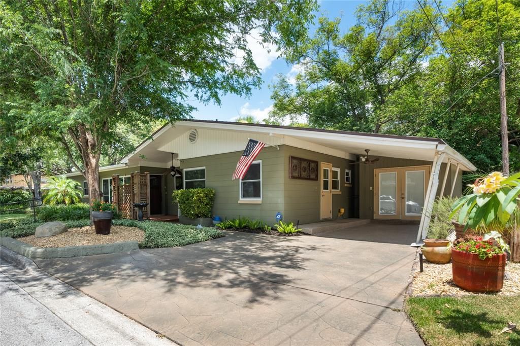 Active With Contract: $515,000 (3 beds, 2 baths, 1720 Square Feet)