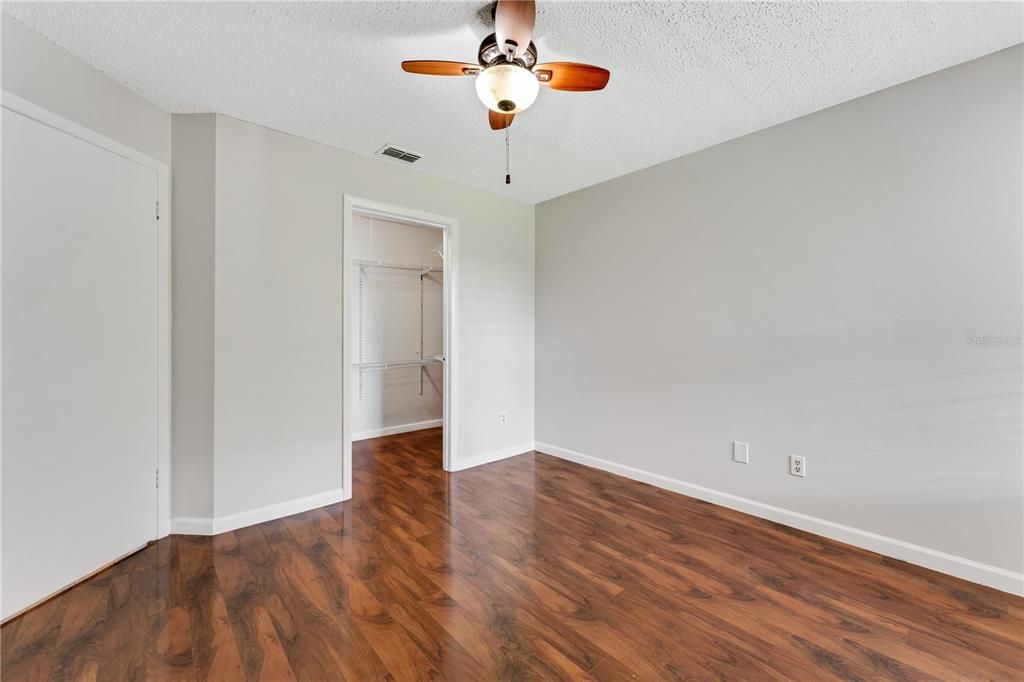 For Rent: $1,600 (2 beds, 1 baths, 851 Square Feet)