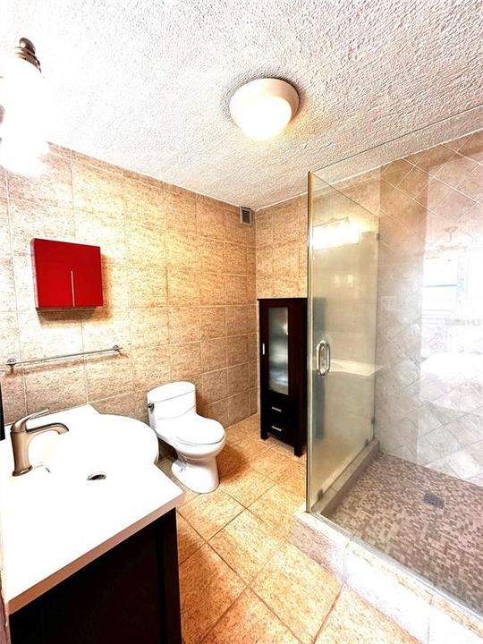 待售: $465,000 (2 贝兹, 2 浴室, 1190 平方英尺)