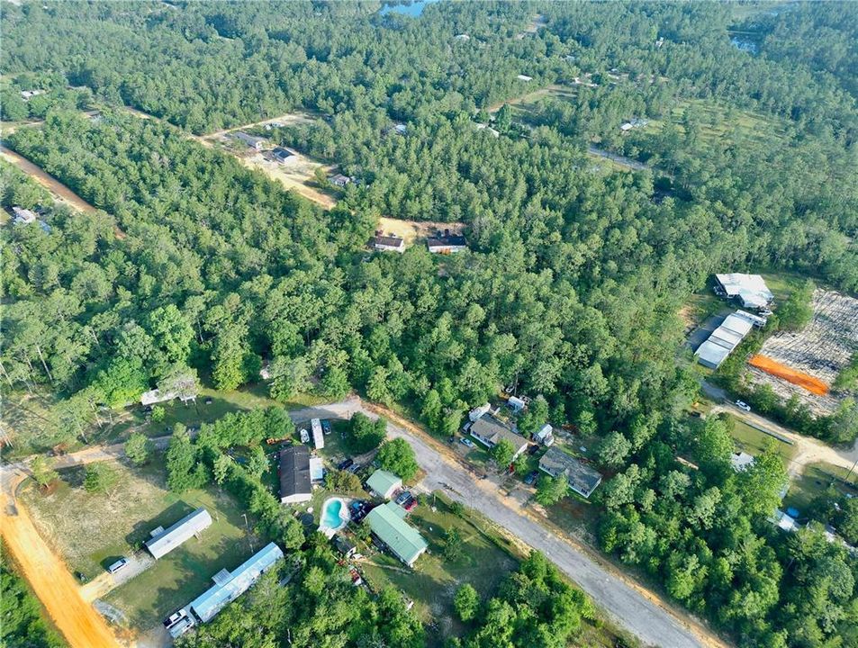 На продажу: $60,000 (0.94 acres)