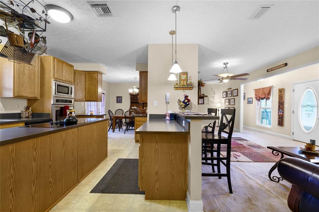 Kitchen/living room combo