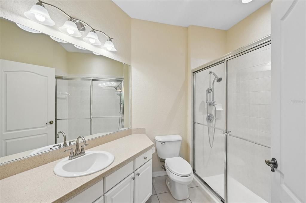 Active With Contract: $249,900 (2 beds, 2 baths, 1188 Square Feet)