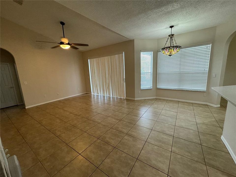 Active With Contract: $2,495 (4 beds, 3 baths, 1987 Square Feet)