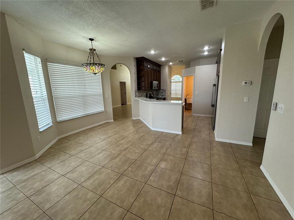 Active With Contract: $2,495 (4 beds, 3 baths, 1987 Square Feet)