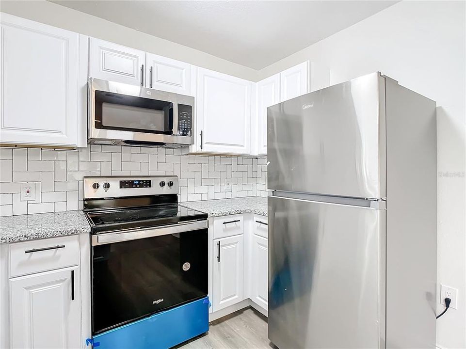 For Sale: $324,990 (4 beds, 2 baths, 1432 Square Feet)