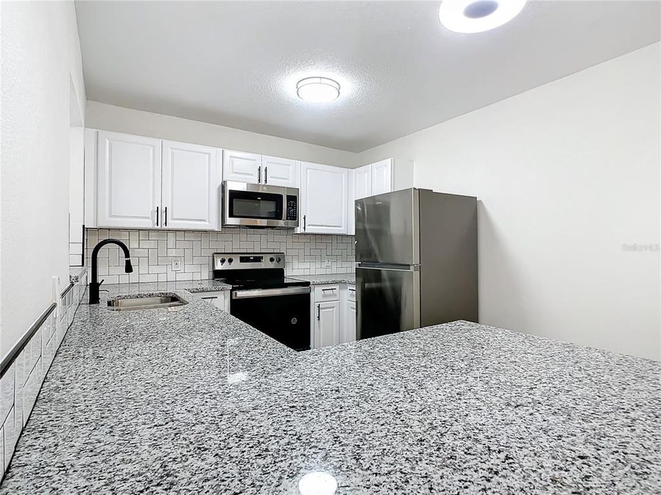 For Sale: $324,990 (4 beds, 2 baths, 1432 Square Feet)