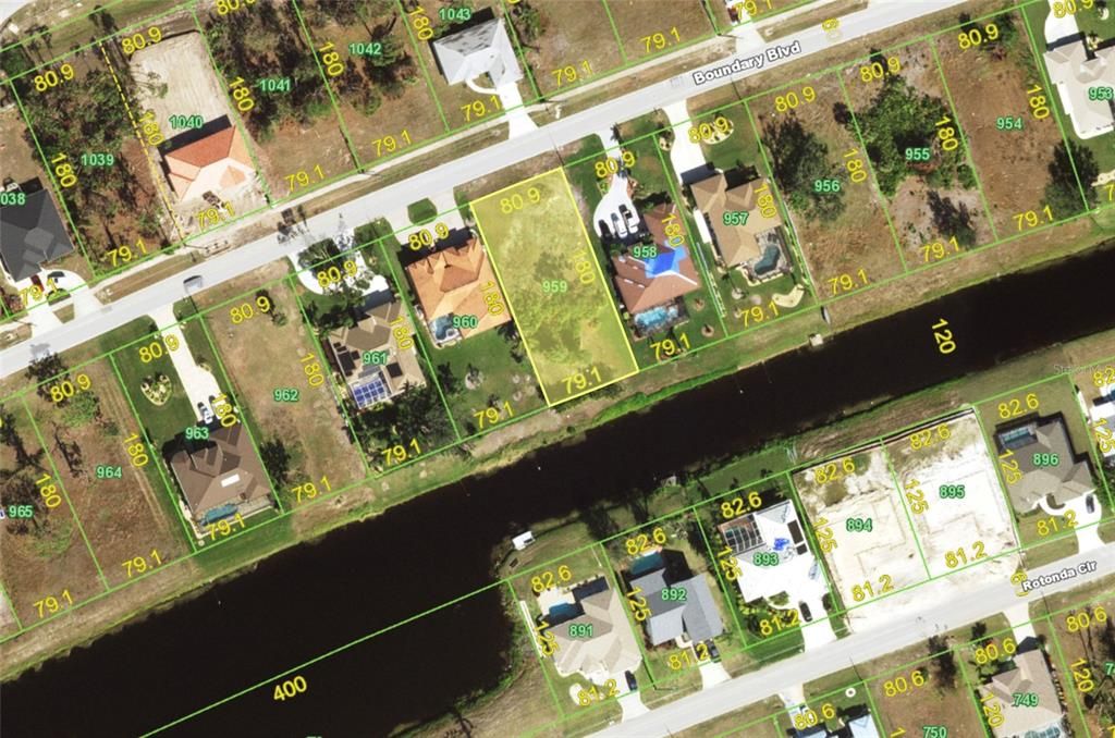 CCGIS aerial of lot, located on a freshwater canal