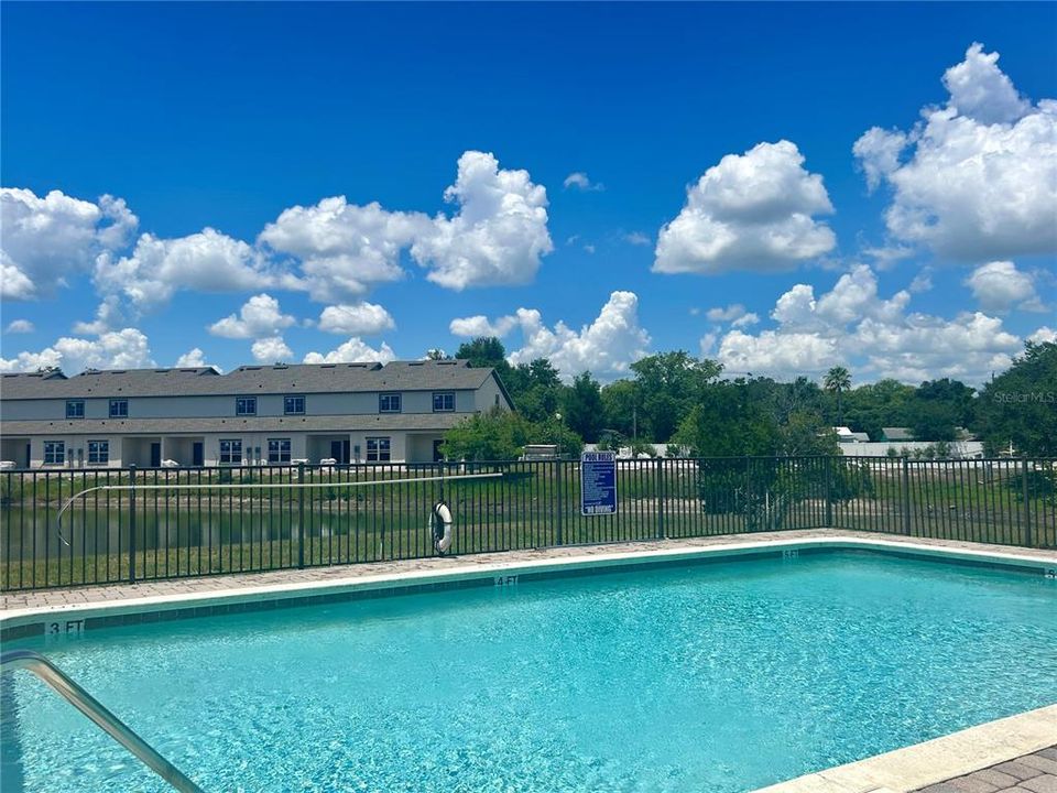 For Rent: $2,100 (3 beds, 2 baths, 1728 Square Feet)