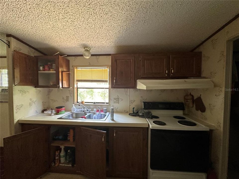 Vendido Recientemente: $69,990 (3 camas, 2 baños, 1040 Pies cuadrados)