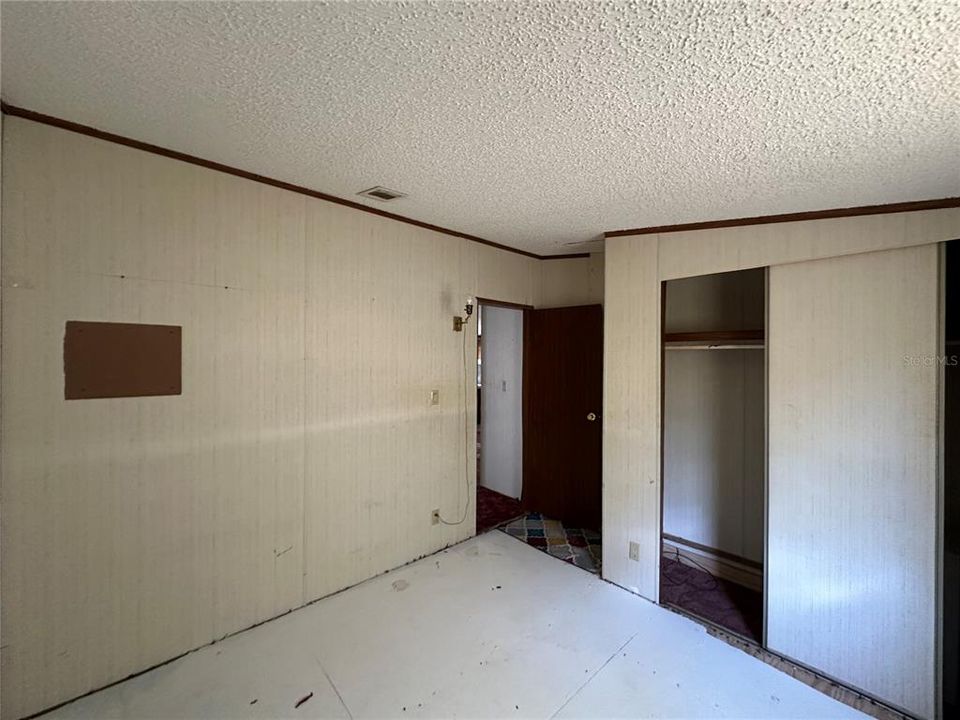 Vendido Recientemente: $69,990 (3 camas, 2 baños, 1040 Pies cuadrados)