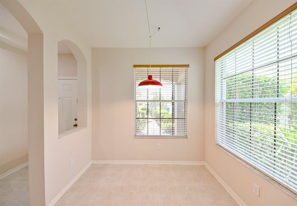 Eat-In Area in Kitchen