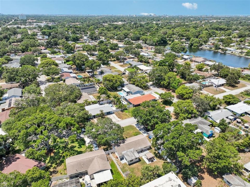 Active With Contract: $474,900 (3 beds, 2 baths, 1206 Square Feet)